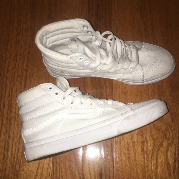 White Vans shoes - Picture 1 of 3